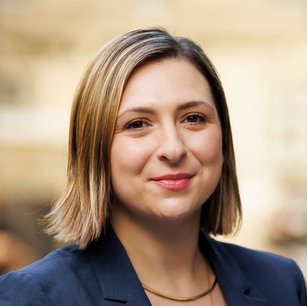 Me SMARANDA MIHALACHI